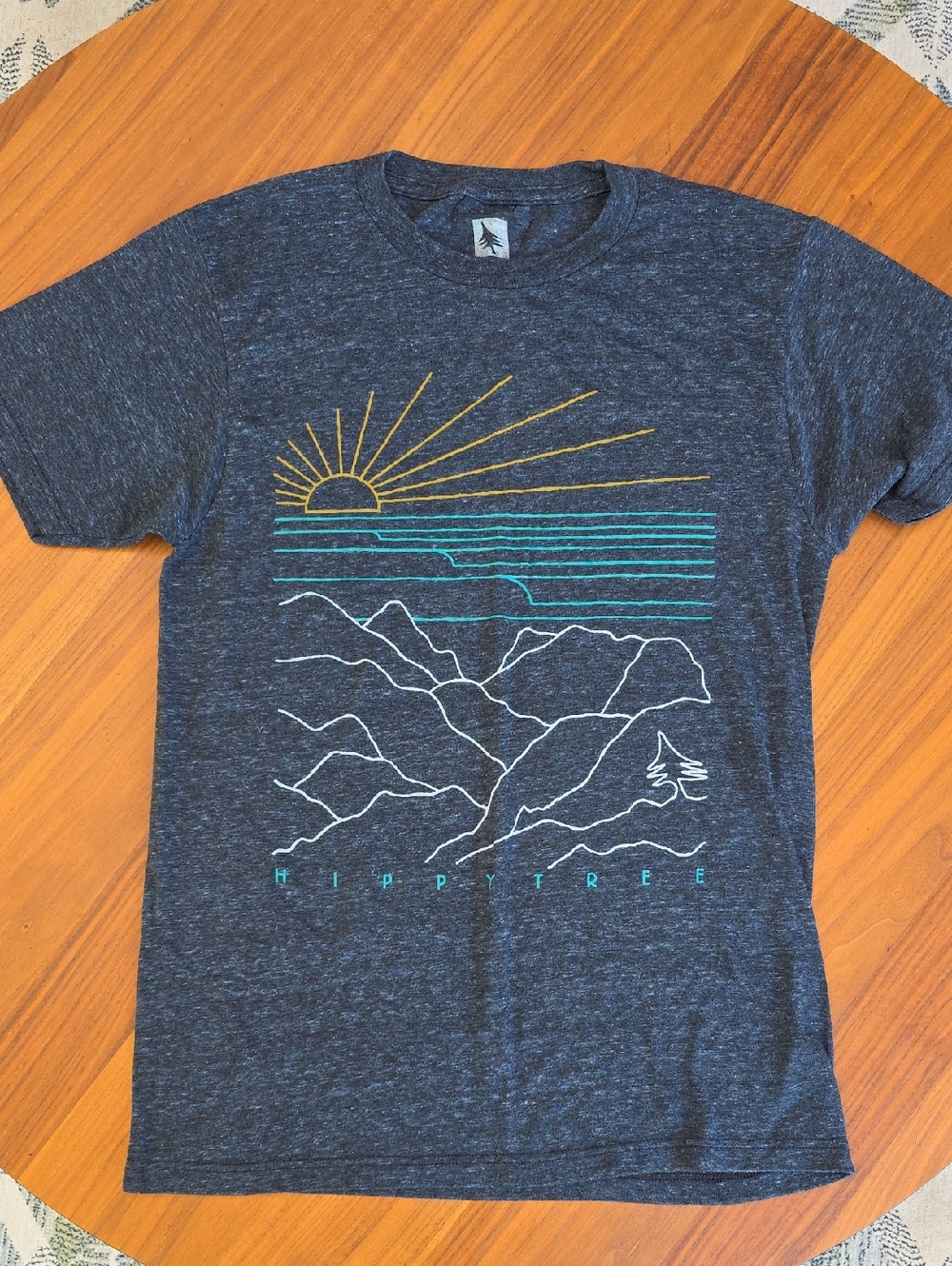 Hippytree Men’s Navy Graphic Tee - Small